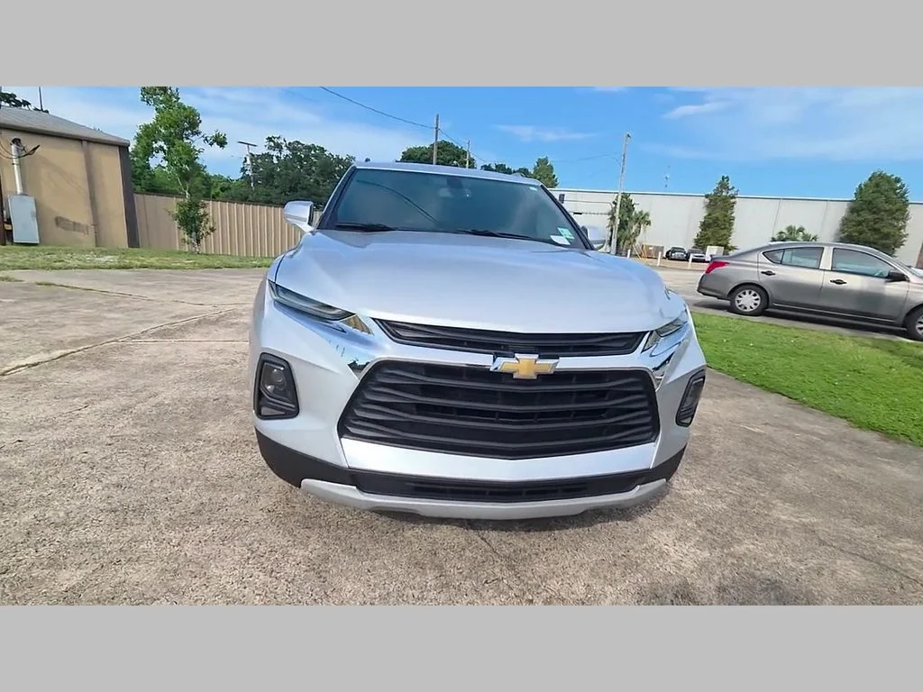 Used 2019 Silver Chevrolet Base image 49