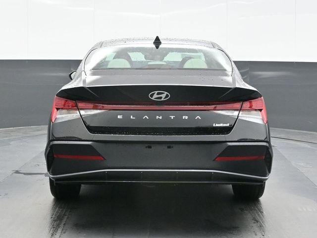 New 2026 Black Hyundai Limited image 2