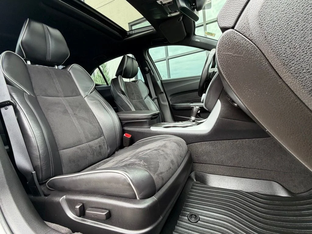 Used 2020 White Acura A-Spec image 21