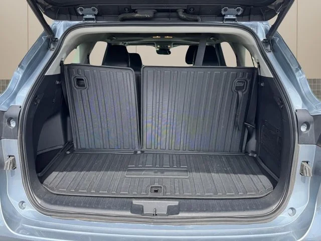 Used 2020 Blue Toyota XLE image 17