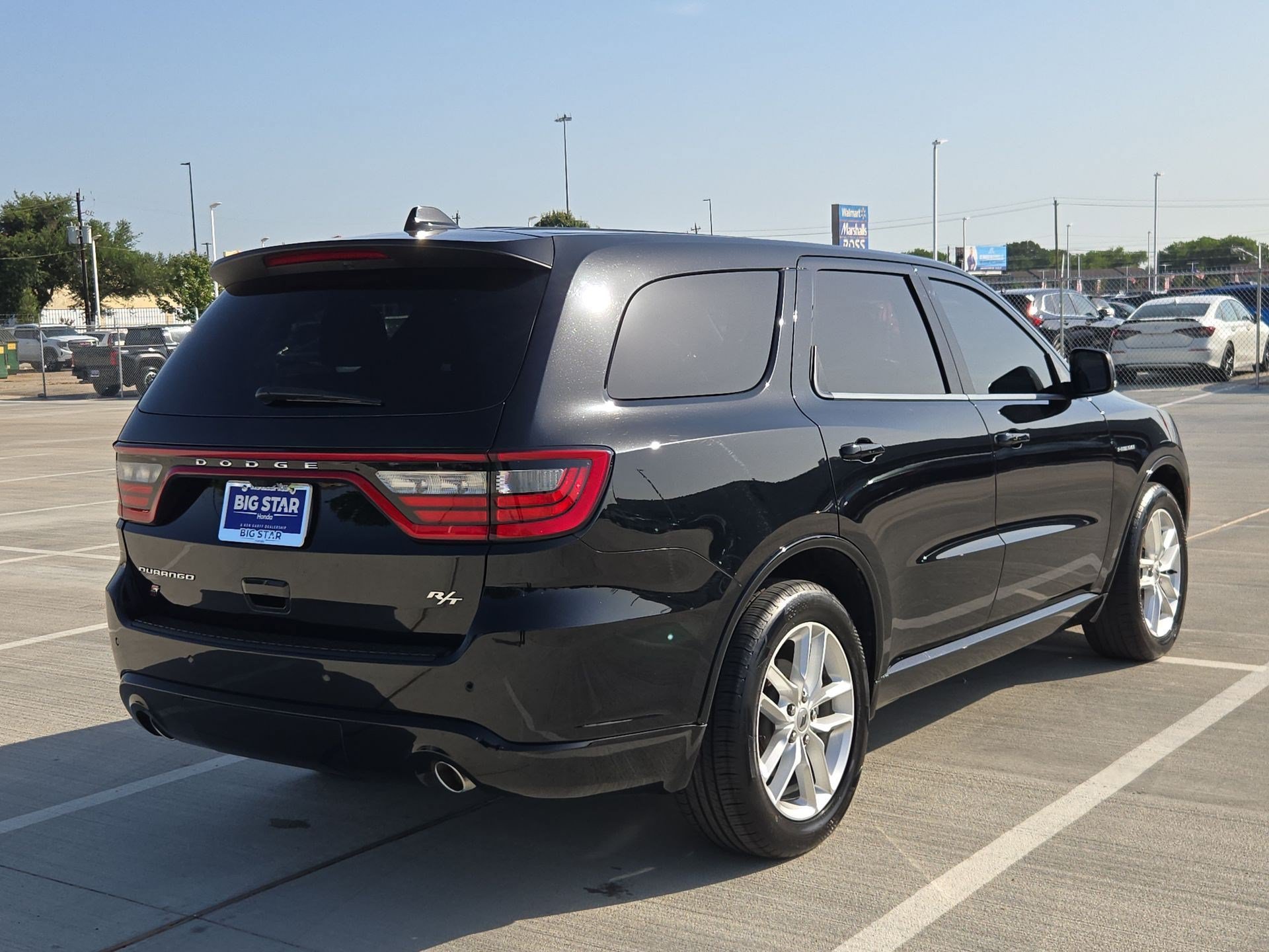 Used 2022 DB Black Clearcoat Dodge R/T image 3