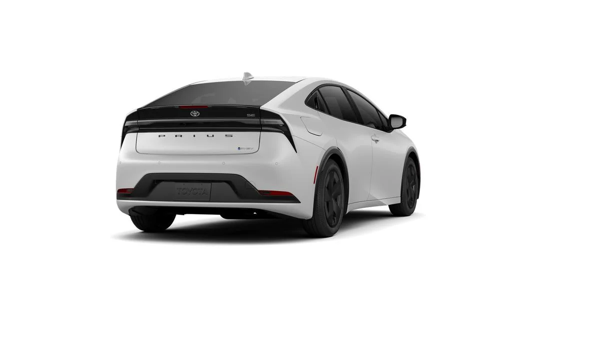 New 2026 Wind Chill Pearl Toyota SE image 23