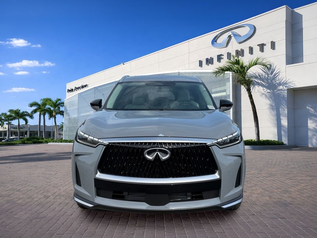 New 2027 HARBOR GRAY INFINITI Luxe FWD image 2