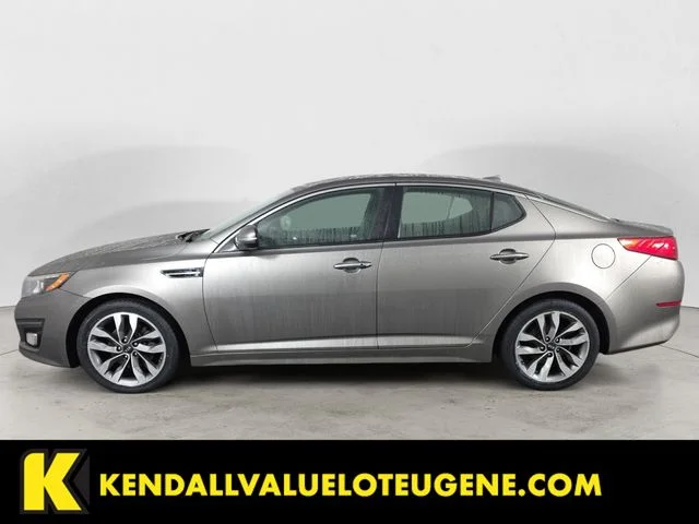Used 2014 Silver Kia SX image 2