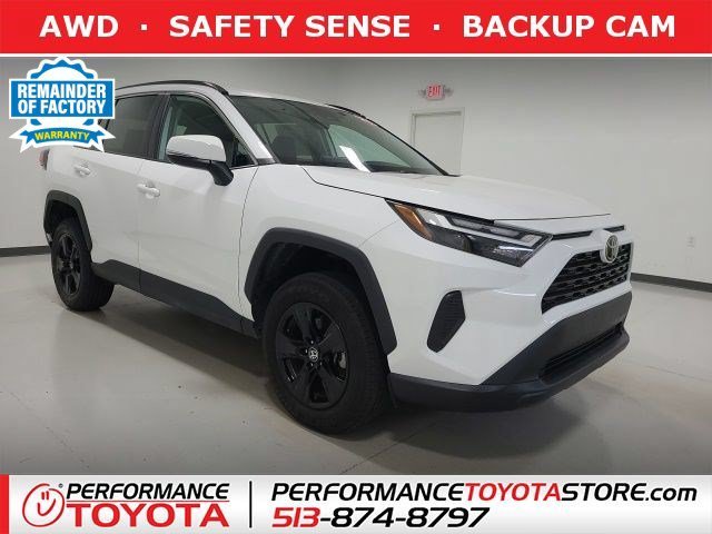 Used 2024 Ice Cap Toyota XLE image 1