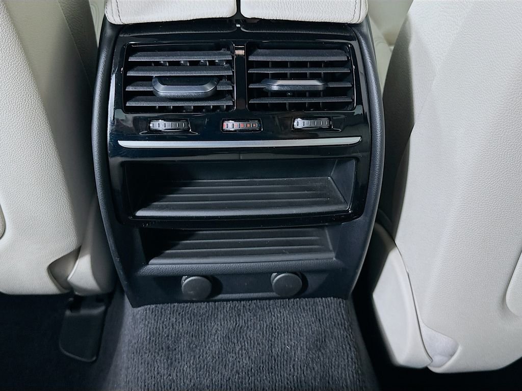 Used 2019 Bluestone Metallic BMW 530i image 26
