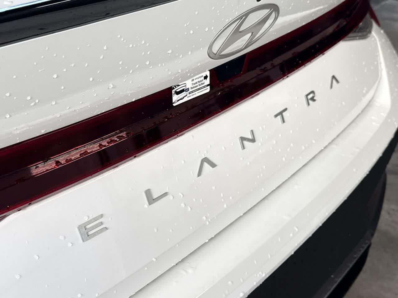 New 2026 Serenity White Hyundai SEL Sport image 39