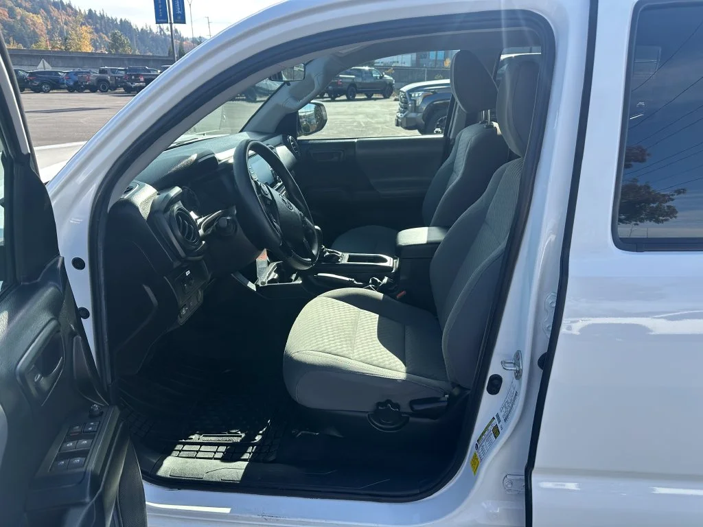 Certified Used 2021 White Toyota SR image 14