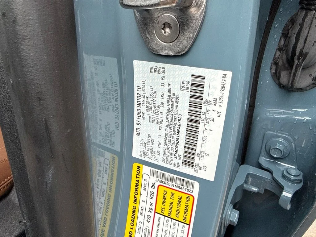 Used 2021 Blue Ford Badlands image 29