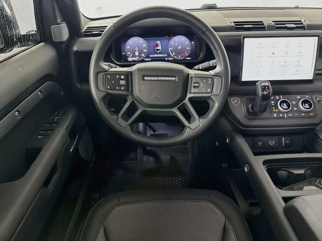 Certified Used 2024 Black Land Rover X-Dynamic SE image 25
