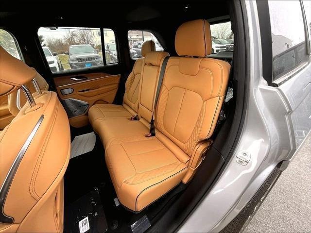 New 2026 Silver Zynith Exterior Paint Jeep Summit image 15