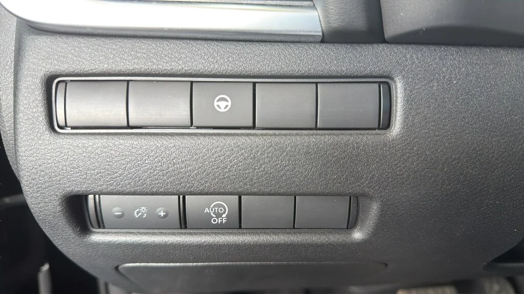 Used 2023 Super Black Nissan SV image 20