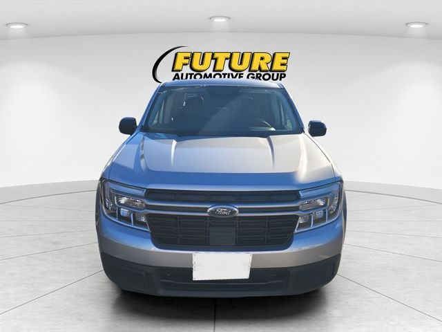 Used 2024 Silver Ford Lariat image 2