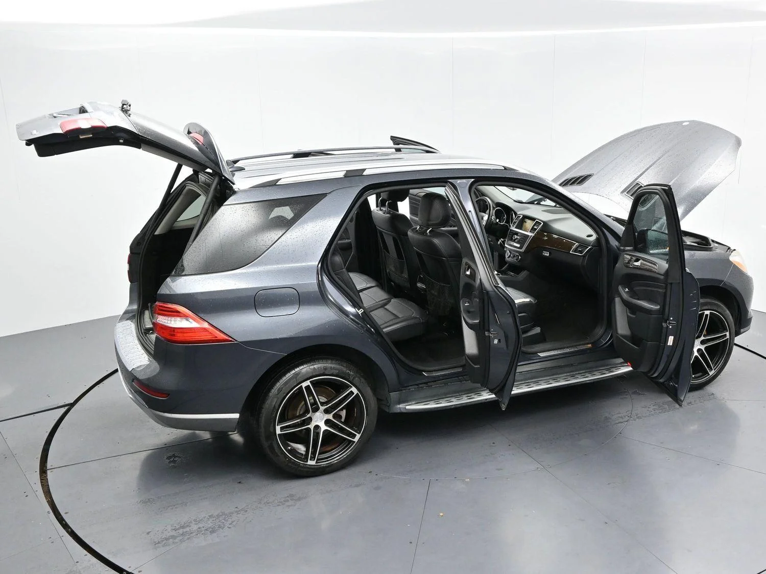 Used 2014 Steel Gray Metallic Mercedes-Benz ML 350 image 40