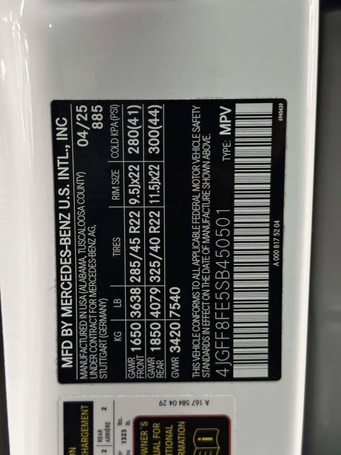 Certified Used 2025  Mercedes-Benz GLS 580 image 40