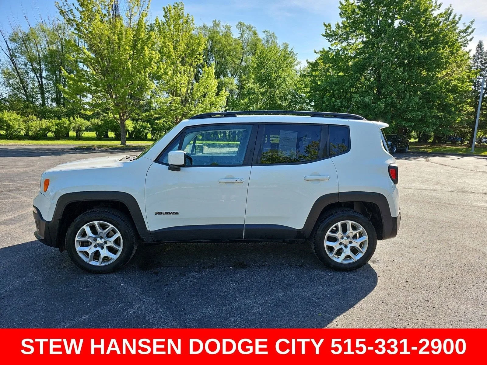2015 Jeep Renegade Latitude 4x4's photo