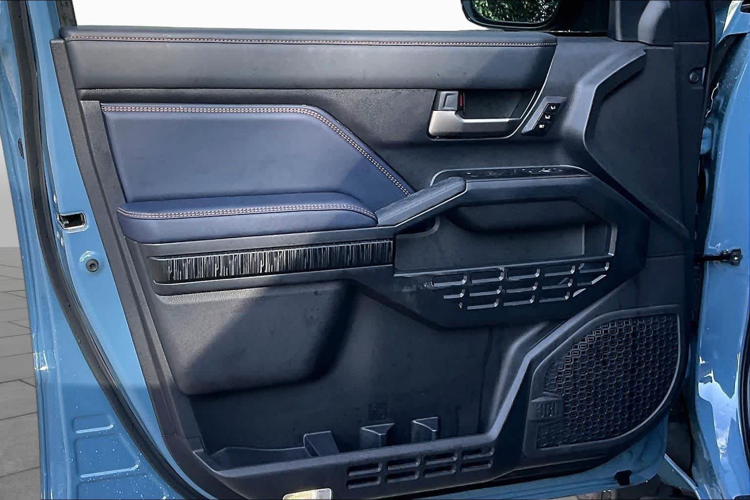 Used 2026 Heritage Blue Toyota Hybrid Platinum image 21