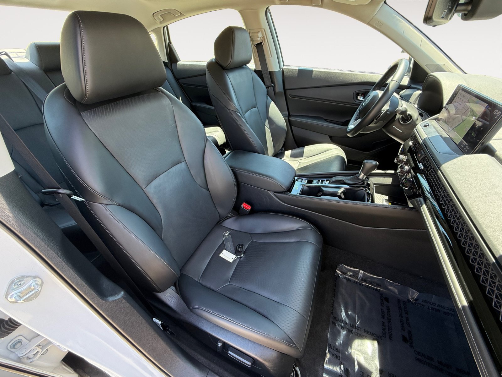 Used 2025 Platinum White Pearl Honda Touring image 19