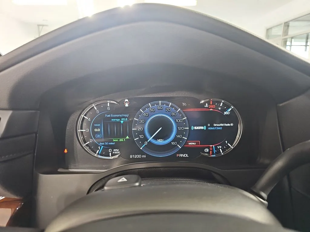 Used 2018 White Cadillac Luxury image 27