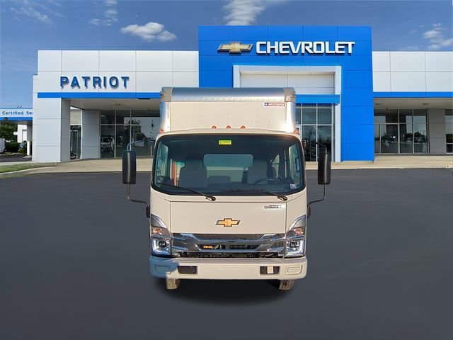 New 2024 Arc White Chevrolet  image 6