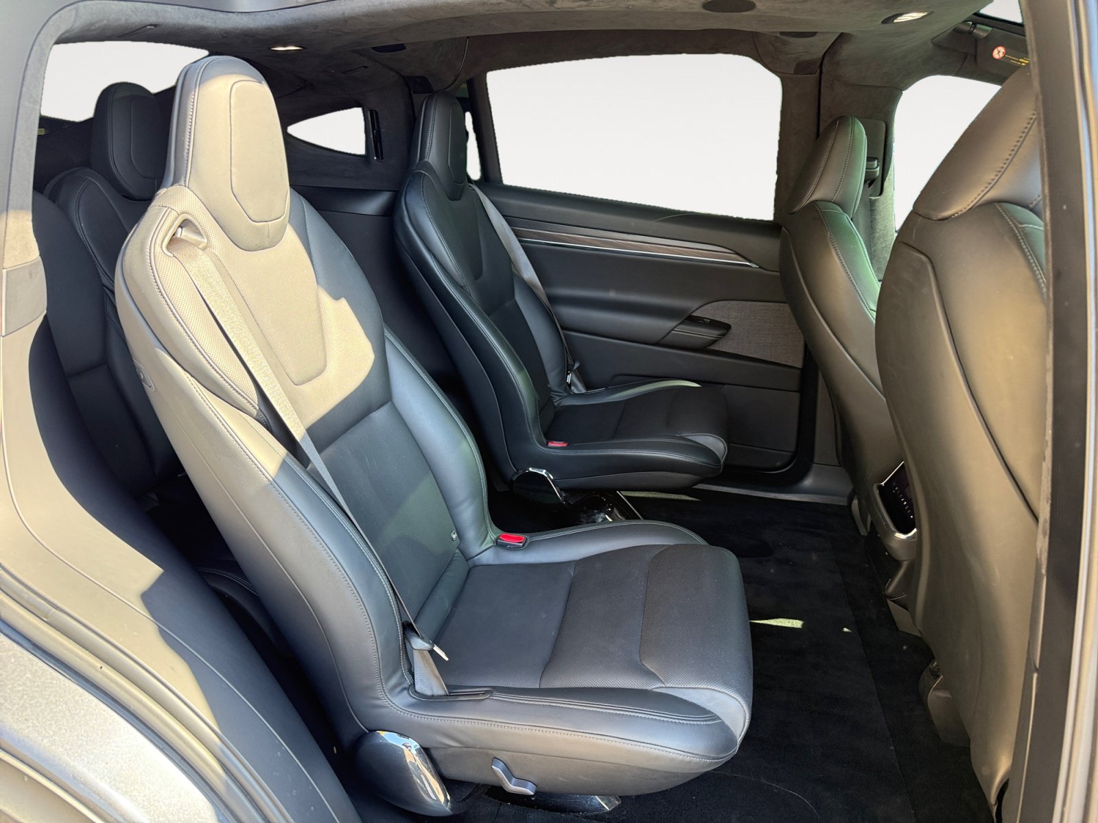 Used 2022 Gray Tesla Base image 18