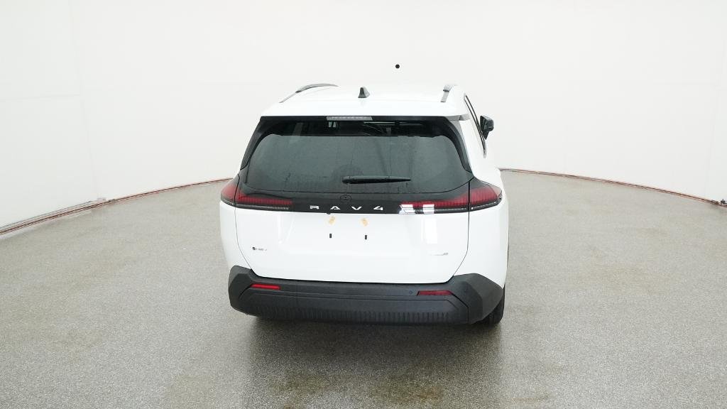 New 2026 Ice Cap Toyota XLE Premium image 22