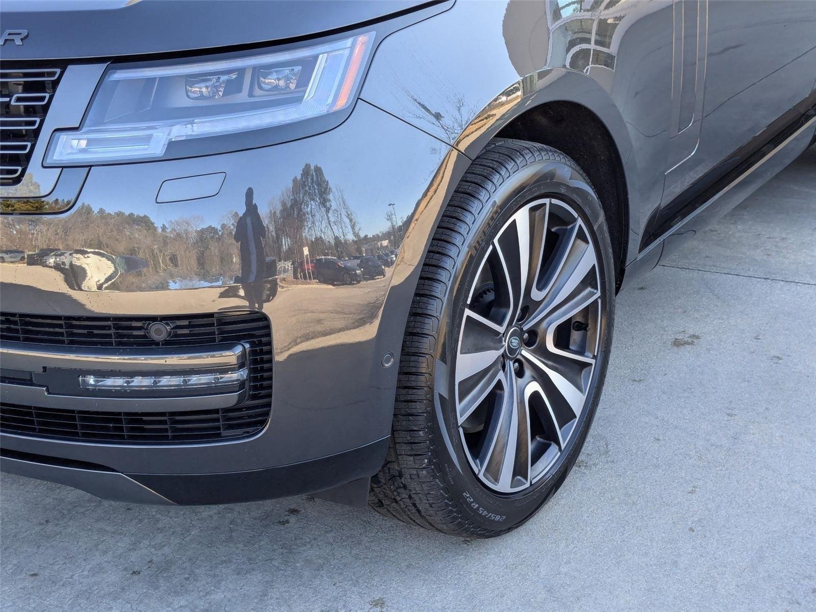 New 2025 Carpathian Grey LAND ROVER SE PHEV image 8