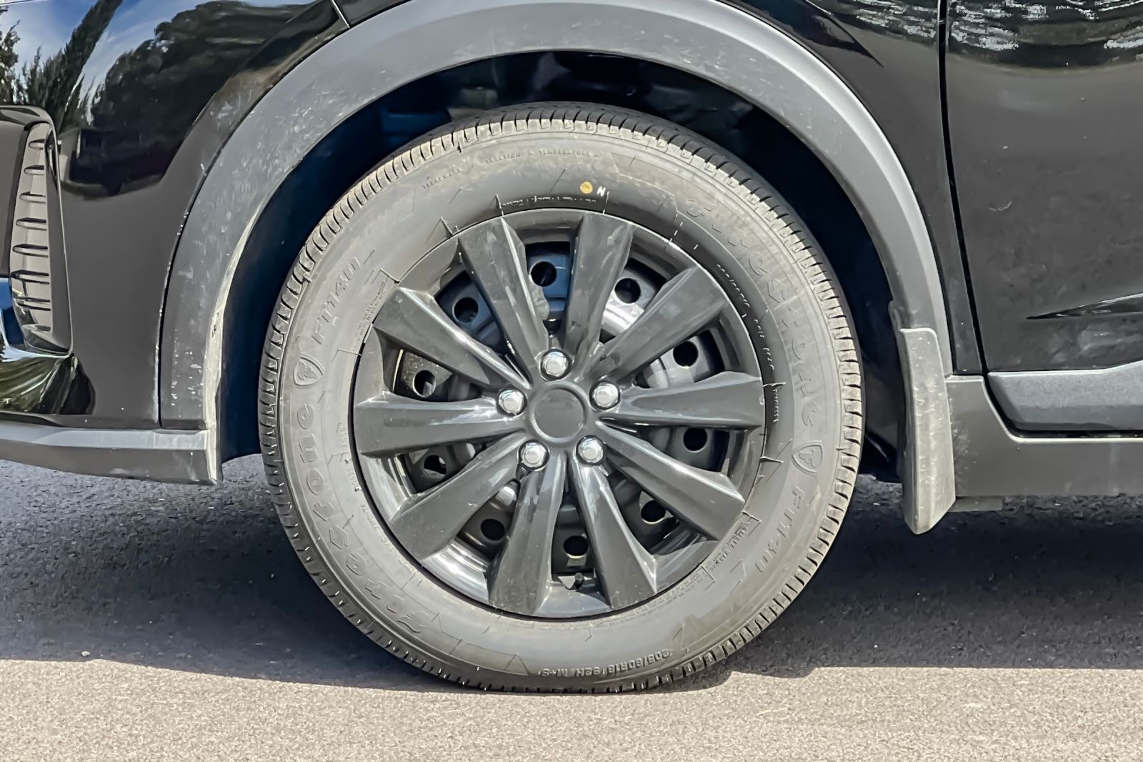 2025 Nissan KICKS PLAY Base - Photo 38