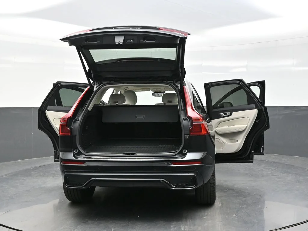 New 2026 Onyx Black Volvo T8 Ultra image 41