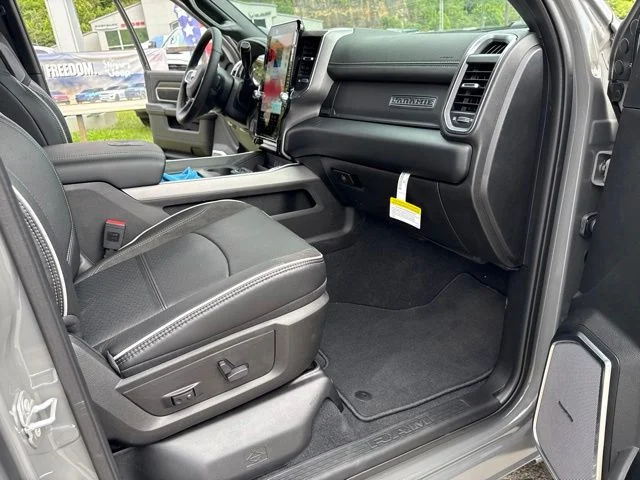 New 2026 Ceramic Gray Clear-Coat Exterior Paint RAM Laramie image 31