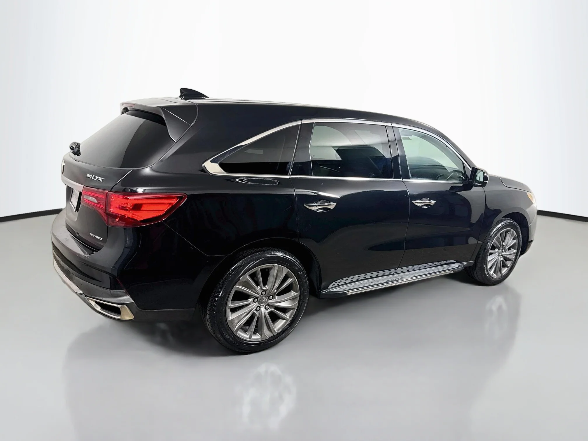 Used 2017 Crystal Black Pearl Acura w/Technology Pkg image 7