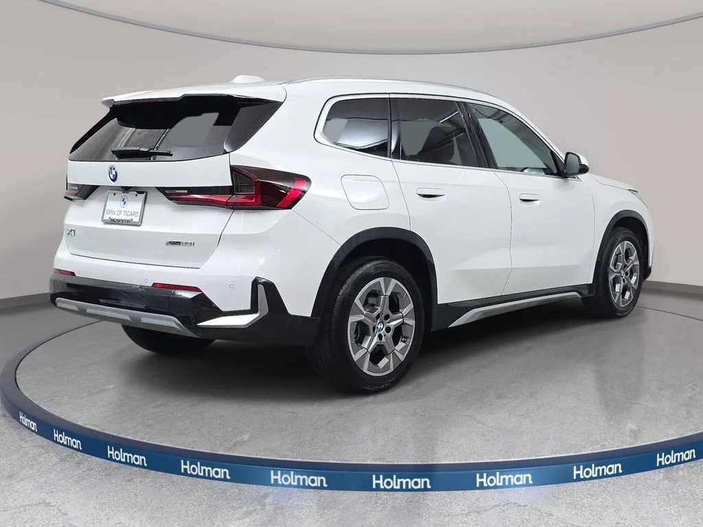 Used 2025 Alpine White BMW xDrive28i image 6