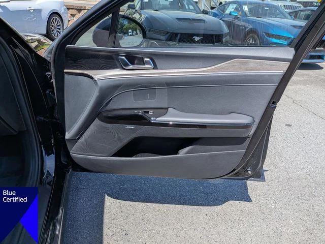 Used 2024 Black Kia EX image 33