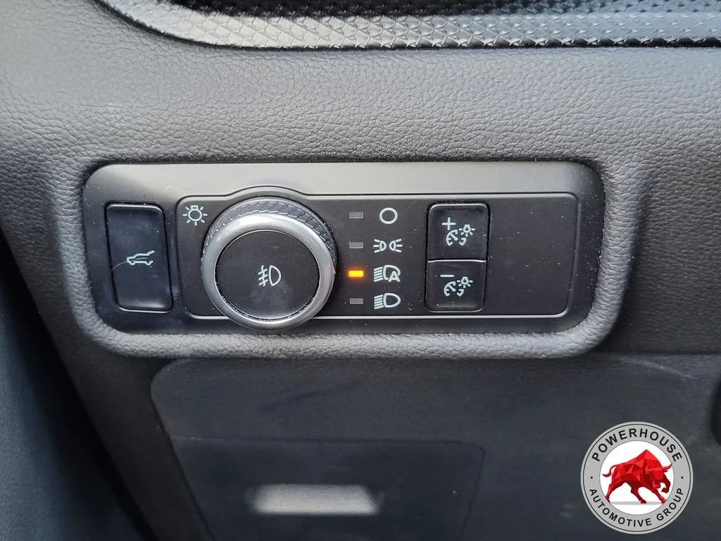 Used 2023 Silver Ford ST-Line image 29
