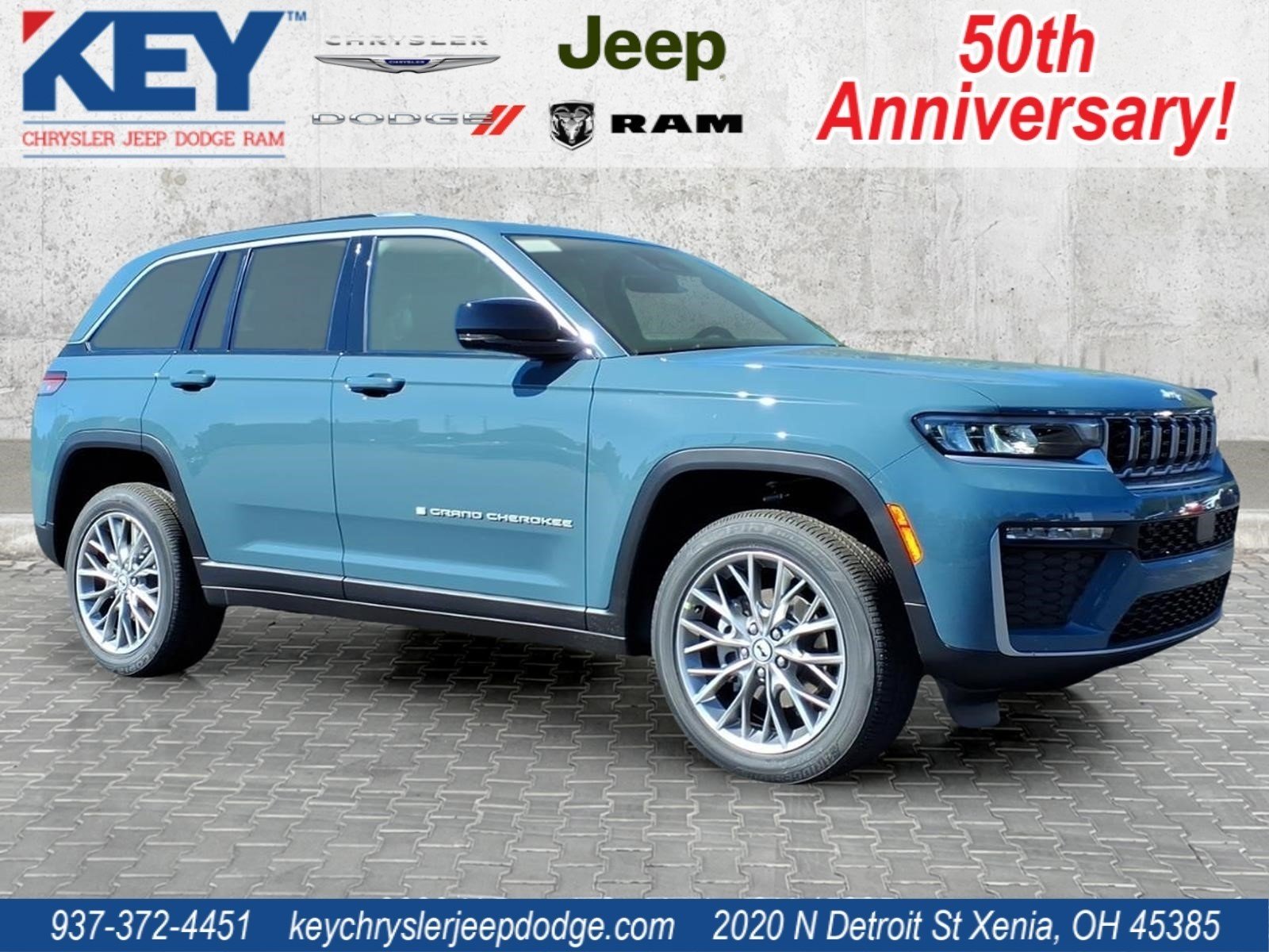 New 2027 Steel Blue Paint Jeep Limited image 1