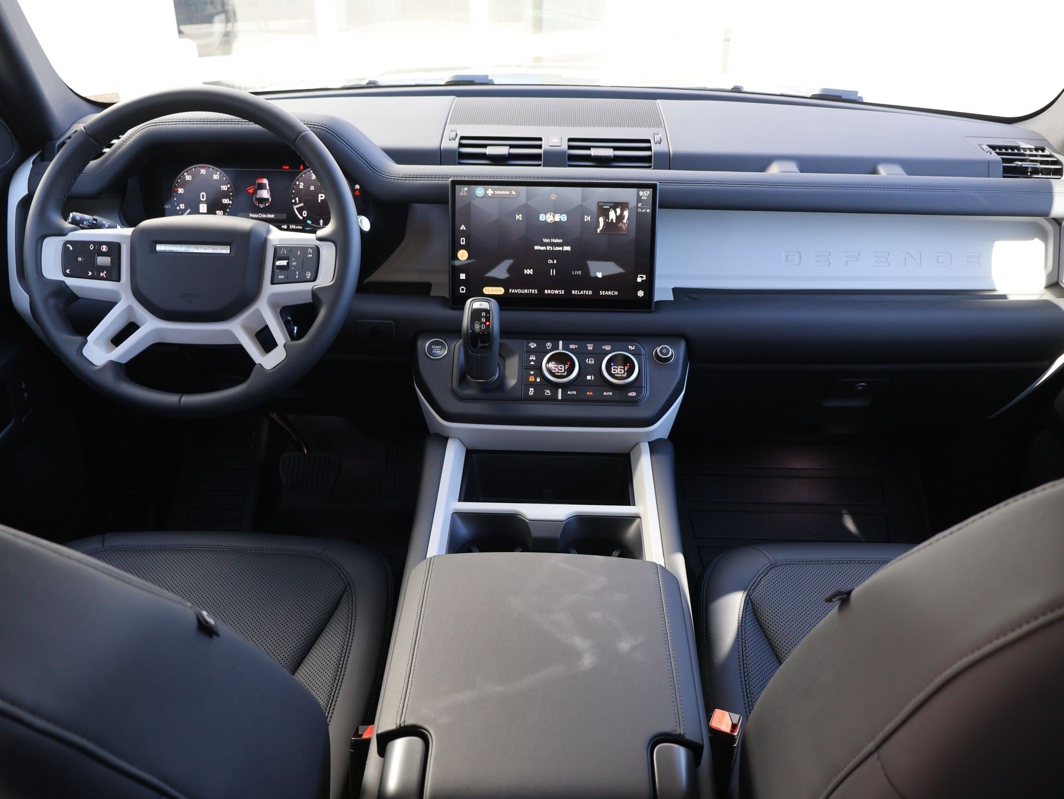Used 2025 Santorini Black Metallic Land Rover 110 P300 S image 28