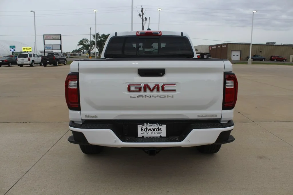 New 2026 Summit White GMC Elevation image 4