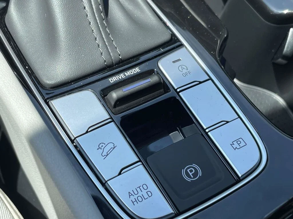 New 2026 Blue Hyundai SE image 22