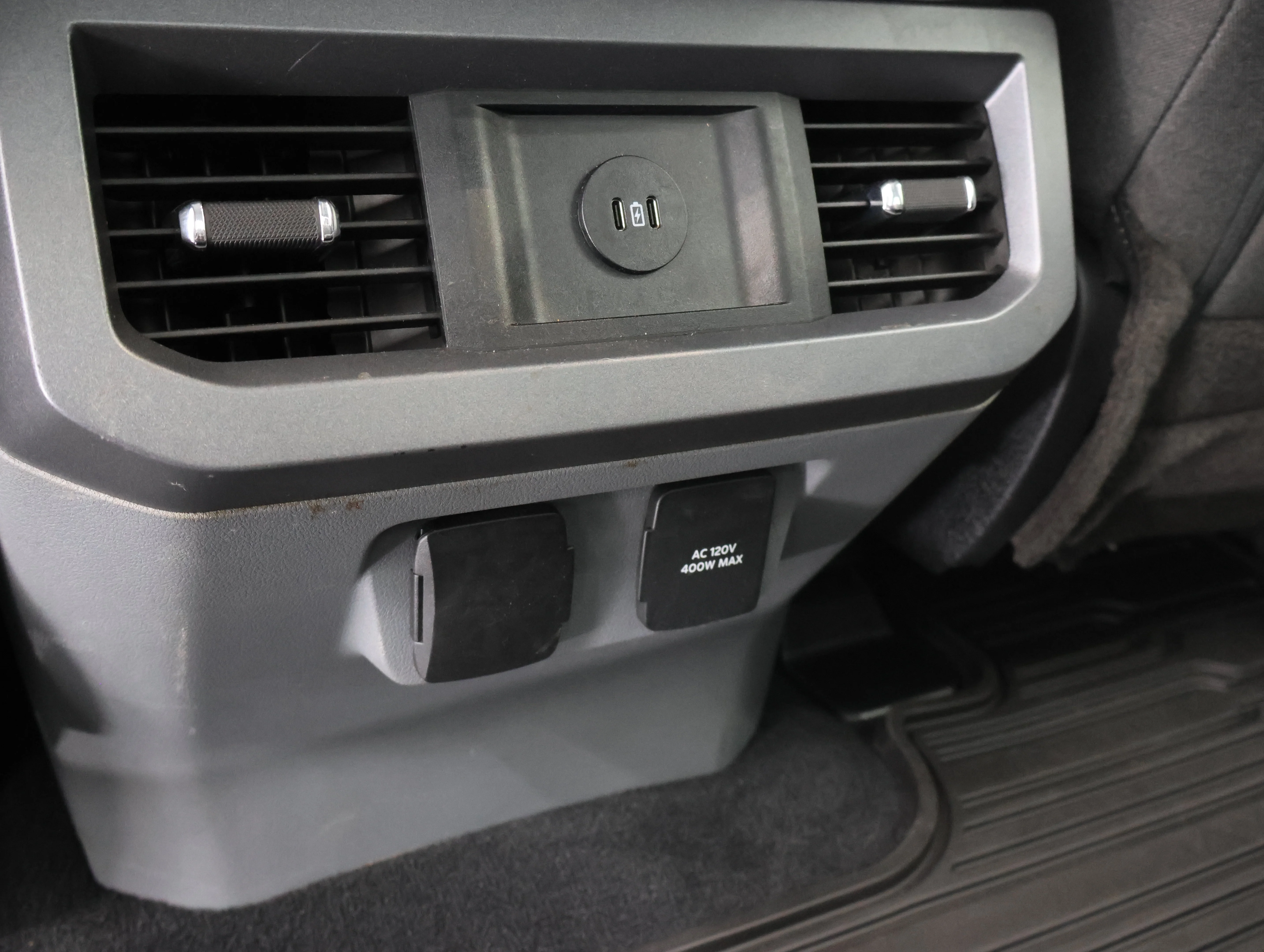 Used 2023 Carbonized Gray Metallic Ford XLT image 39
