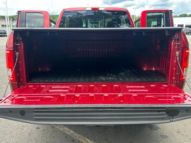 Used 2016 Red Ford XLT image 59