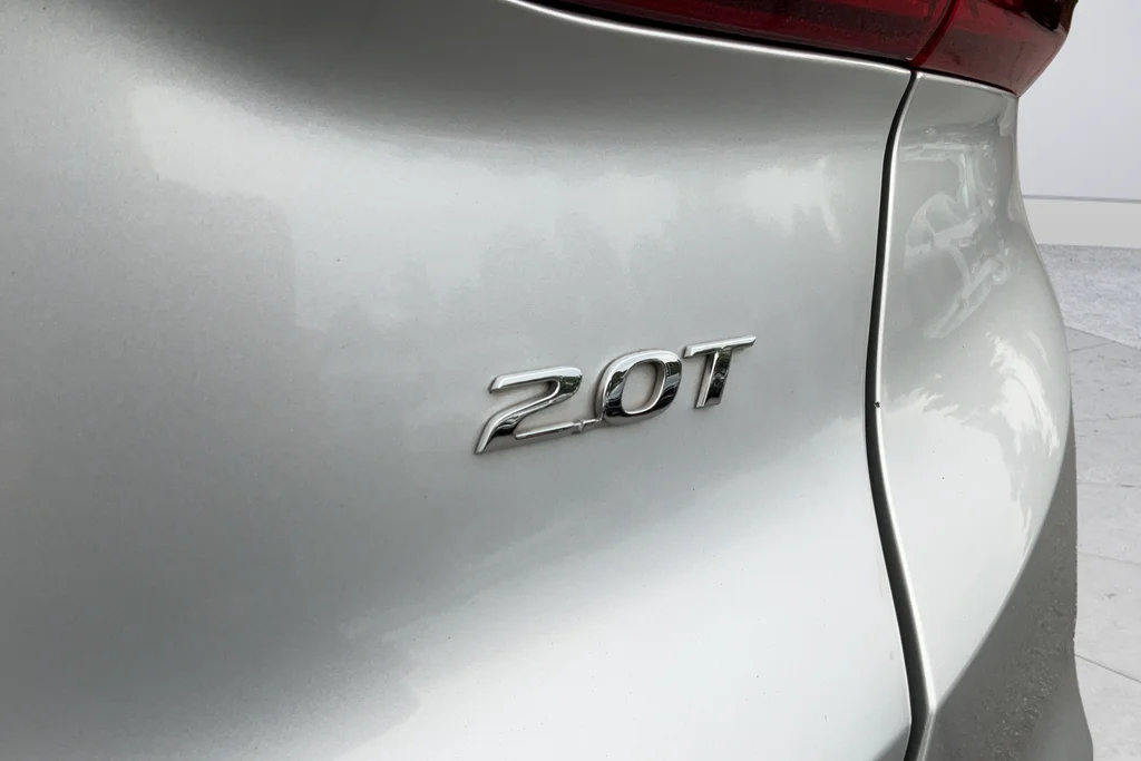 Used 2019 Silver Hyundai Limited image 29