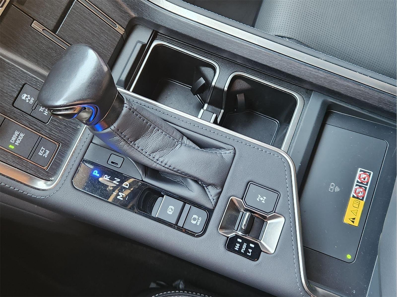 2025 Lexus GX 550 photo 20 of 34