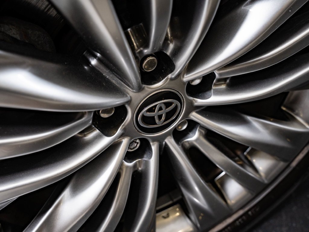 Used 2024 Gray Toyota Platinum image 8