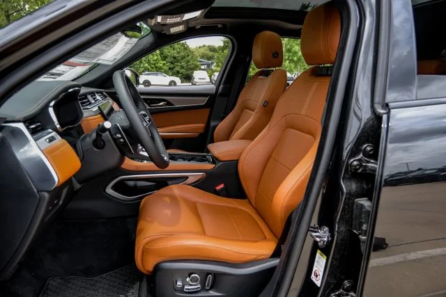 2026 Jaguar F-Pace R-Dynamic S - Photo 40