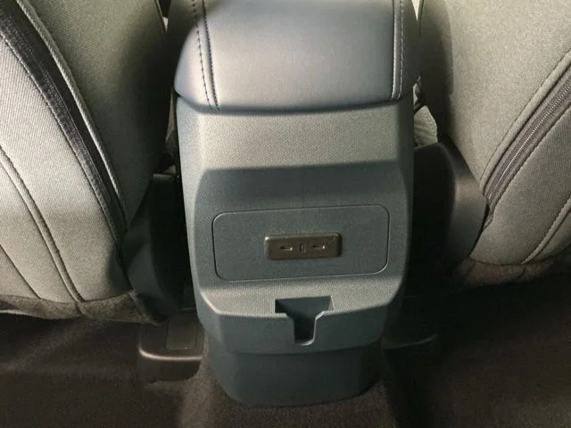 New 2026 Carbonized Gray Metallic Ford XLT image 24