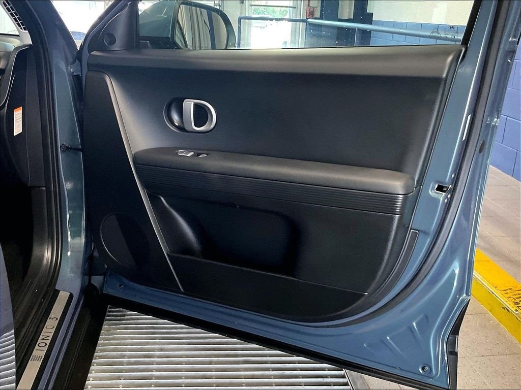Certified Used 2024 Green Hyundai SEL image 12