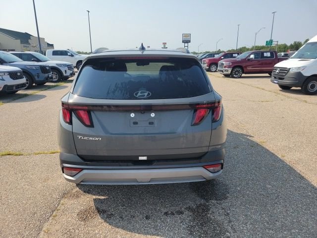 Used 2025 Gray Hyundai SEL image 22