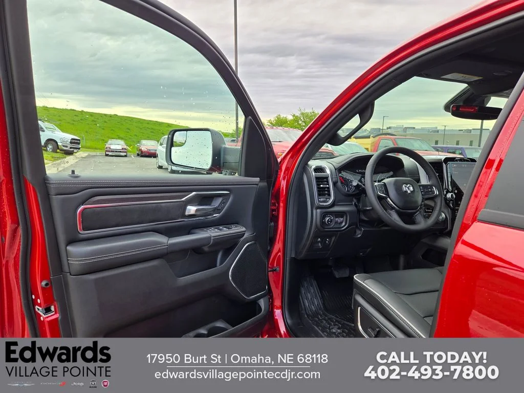 New 2026 Molten Red Pearl-Coat Exterior Paint RAM Laramie image 10