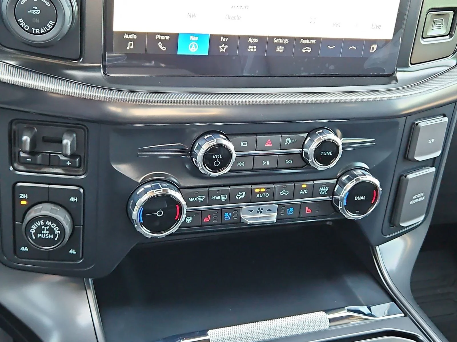 New 2026 Carbonized Gray Metallic Ford Lariat® image 22