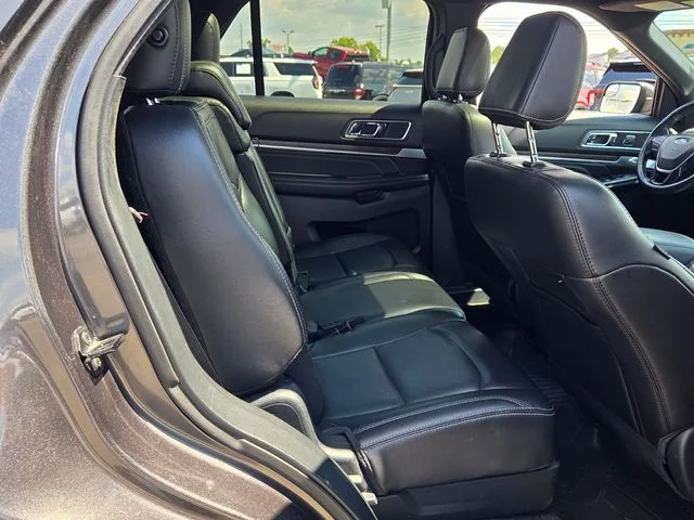 Used 2018 Gray Ford Limited image 16